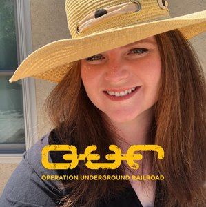 Meet your Posher, Larissa